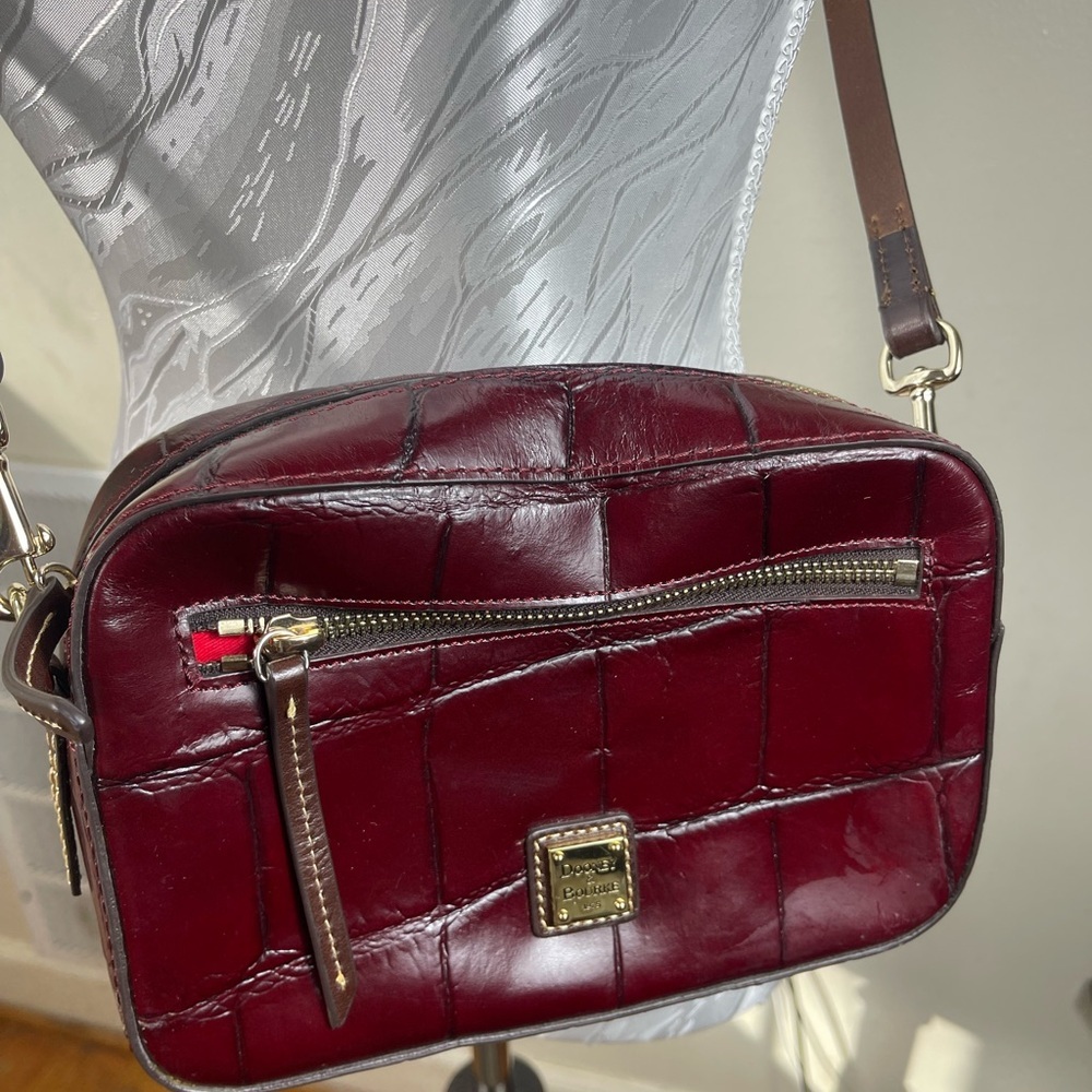 Dooney $ bourke croc Burgundy Leather  Denison  Crossbody Bag - Picture 2 of 9